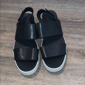 SPRING SALE 🌸 Vince Westport Platform Sandal